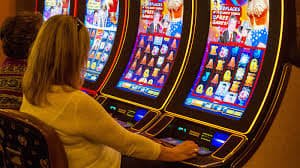 Filipino member browsing 3phase Bet section sports markets on a smartphone
